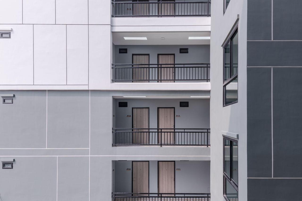 Aqua Residences อควา เรสซิเดนซ์ ห้องพักใหม่ให้เช่า ติดรถไฟฟ้าสถานีวุฒากาศ Бангкок Экстерьер фото